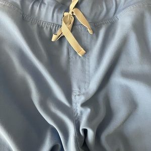 Figs cargo scrubs ceil 2 pair